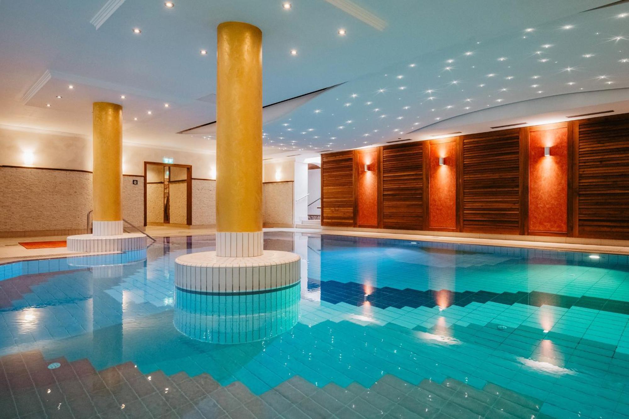 באד בירנבאך Churfuerstenhof Wellnesshotel מראה חיצוני תמונה